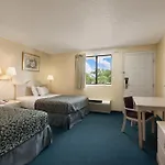 Days Inn Pensacola North