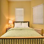Harborview Grande 604