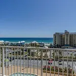Laketown Wharf