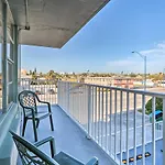 Oceanfront Daytona Beach Club Studio With Balcony!