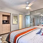 Oceanfront Resort-Style Getaway - Walk To Beach!