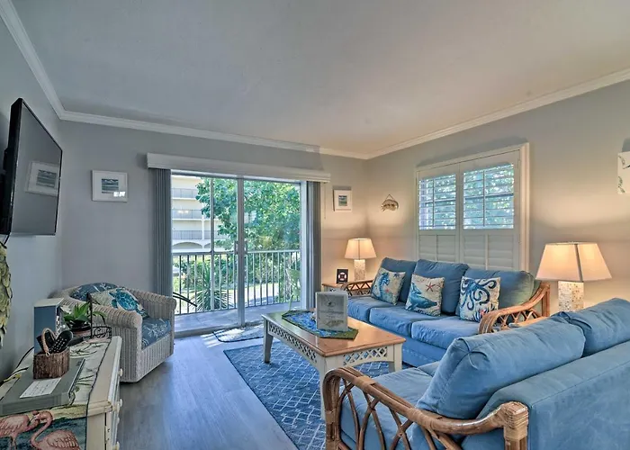 Sunny Gulf Coast Villa Direct Beach And Pool Access