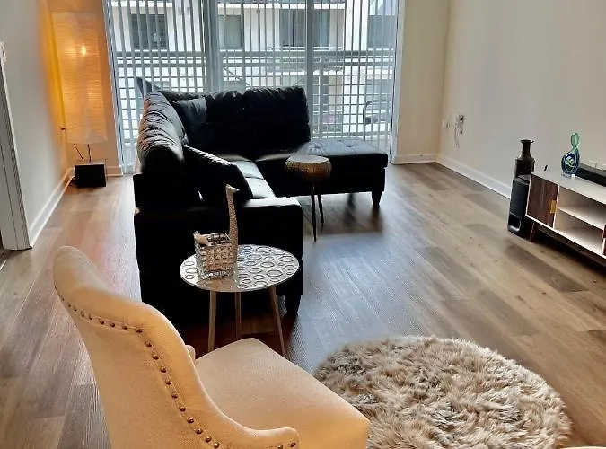 Entire Condo 2/1 Channelside Tampa 2Min To Ybor City
