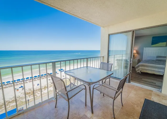 Regency Towers 710, 2 Bedrooms, Sleeps 8, Beachfront, Wi-Fi, Pool, Complimentary Beach Chairs And Umbrella