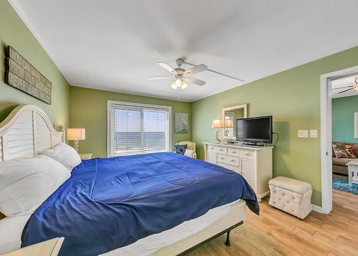 Destin On The Gulf 702 - Directly On The Beach Seventh Floor With The Best Views