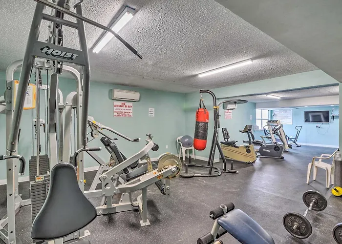 Daytona Beach Vacation Rental With Community Pool!