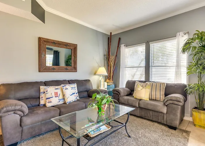 Destin Condo With Community Pools And Beach Access!