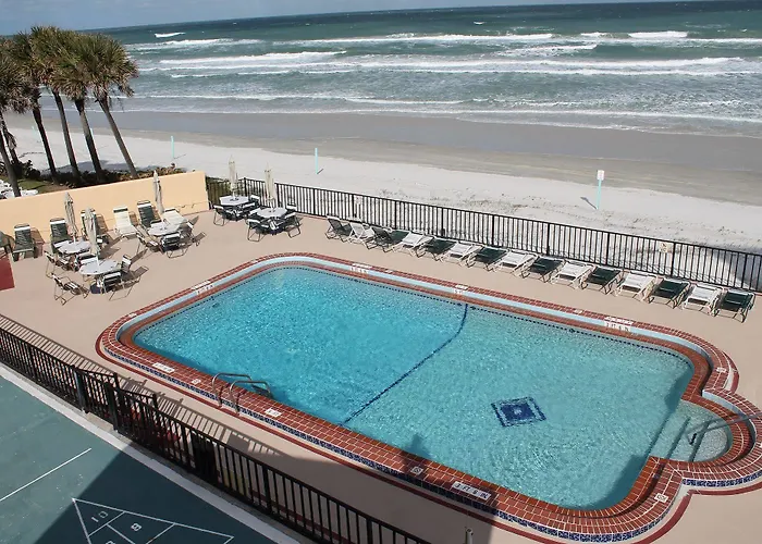 Grand Prix Motel Beach Front