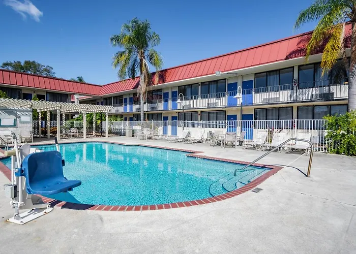 Econo Lodge Palm Harbor - Clearwater