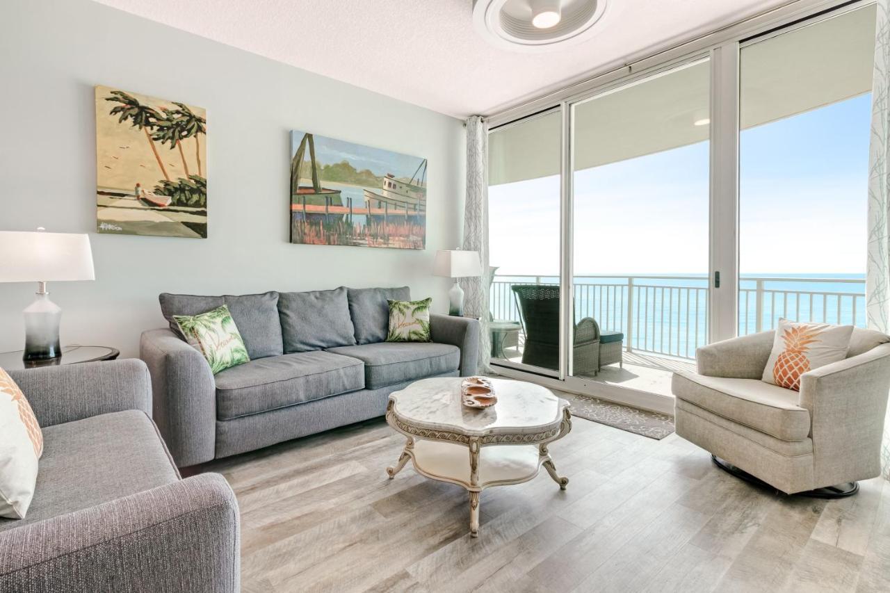 Aqua Apartment
