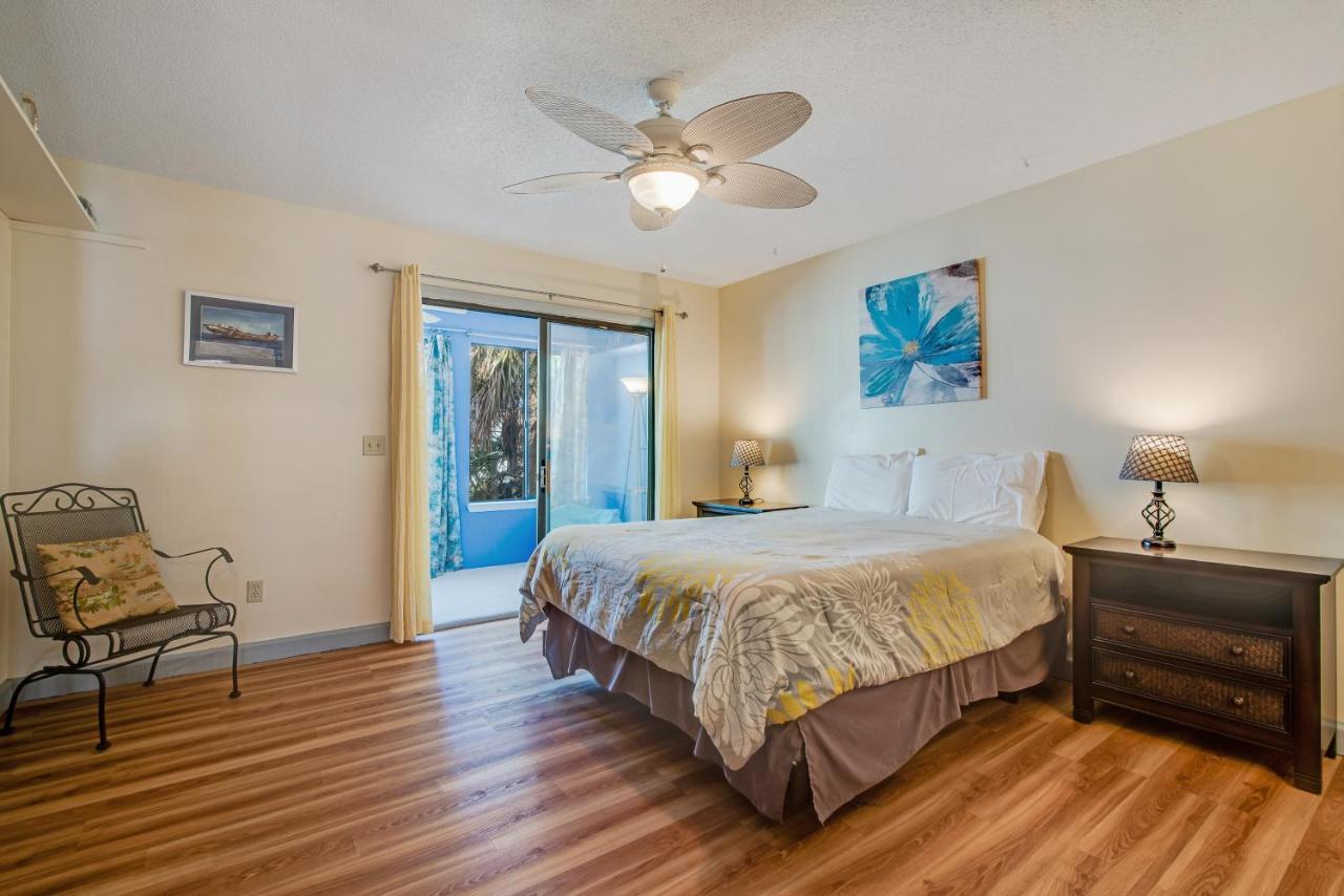 Tarpon 10 Apartment