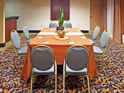 Hotel Express Clearwater East - Icot Center By Ihg Pinellas Park