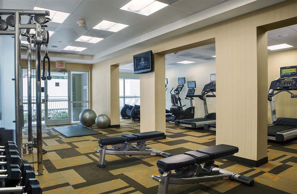 Courtyard By Marriott Downtown