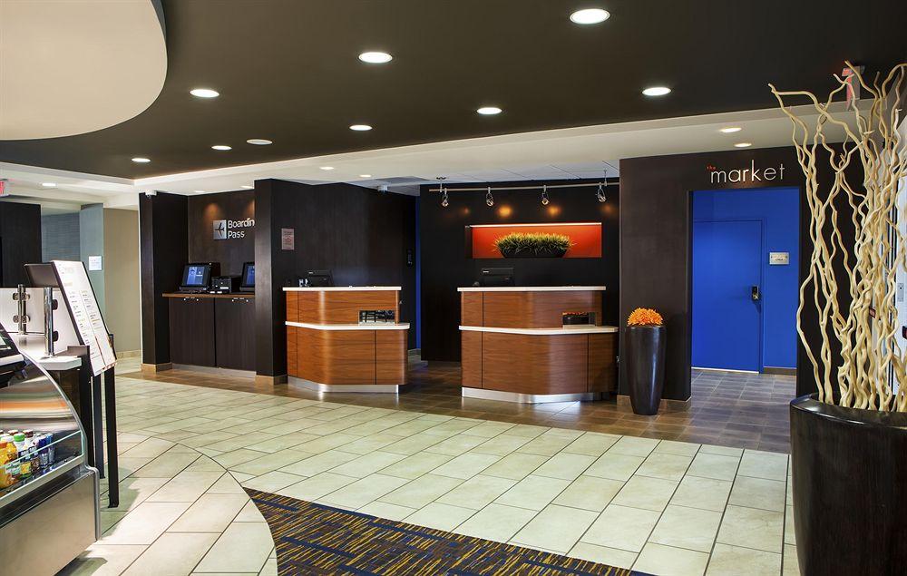 Courtyard By Marriott Downtown Hotel 3*