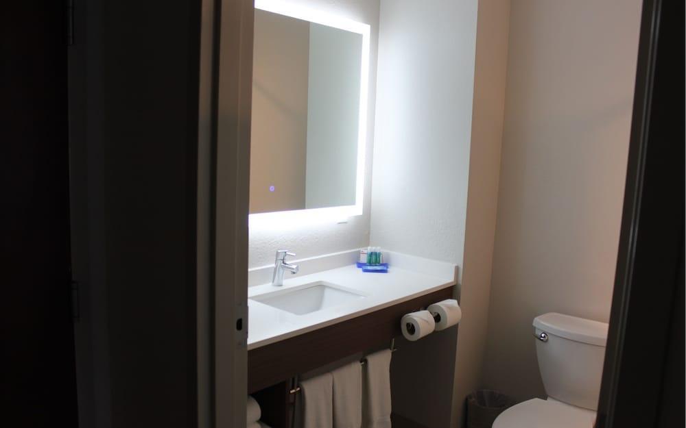 Express Orlando - South By Ihg Davenport