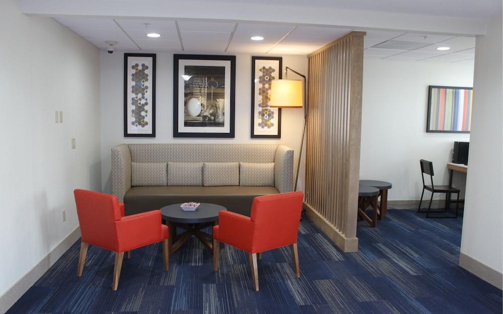 Express Orlando - South By Ihg