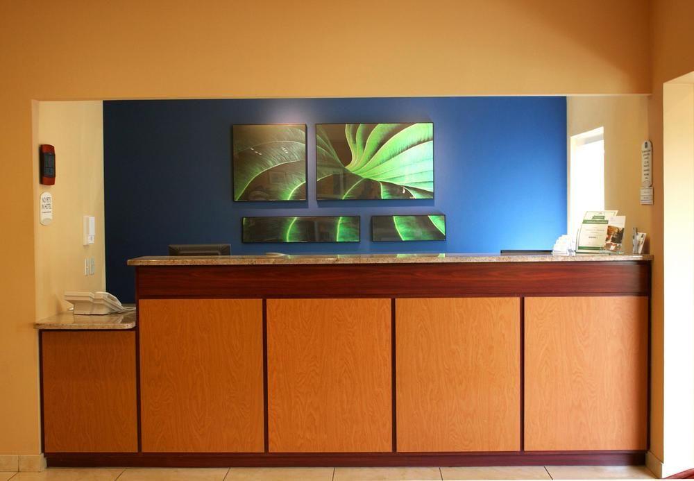 Fairfield And St Petersburg Clearwater Hotel Pinellas Park