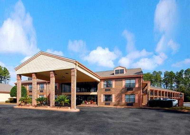 At Home Inn - Pensacola Motel