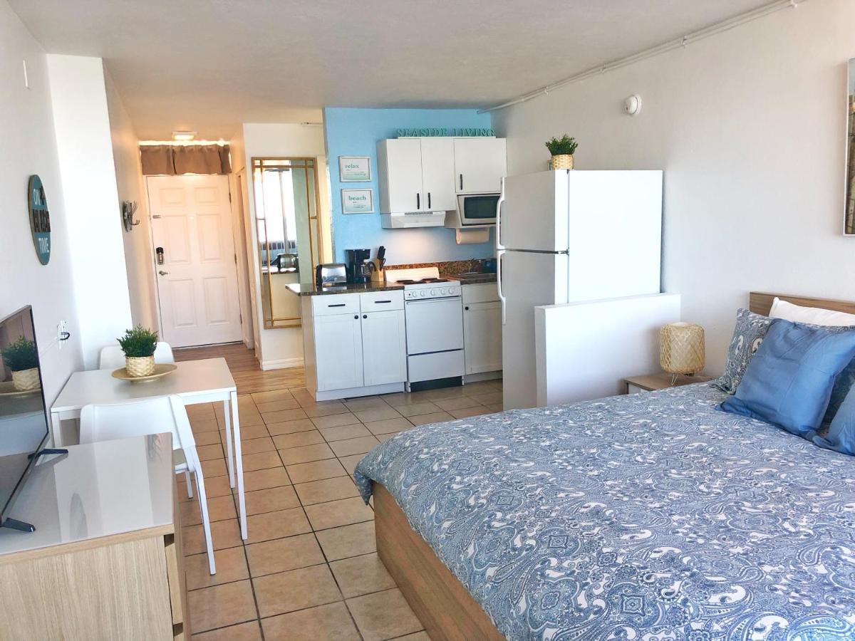 Hotel Pirates Cove Studios! Daytona Beach Shores