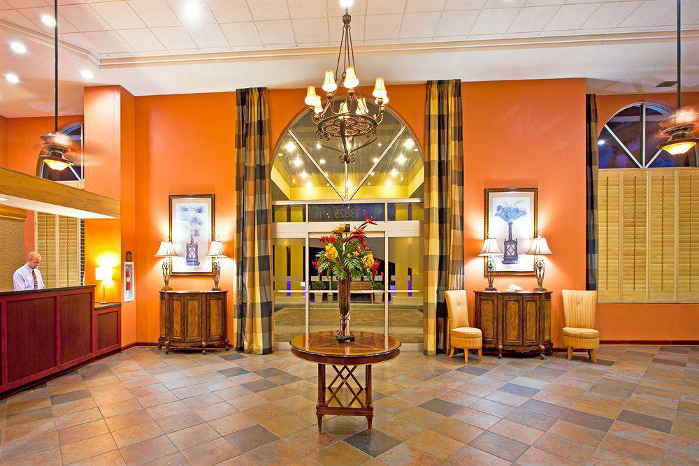 Express Clearwater East - Icot Center By Ihg Hotel