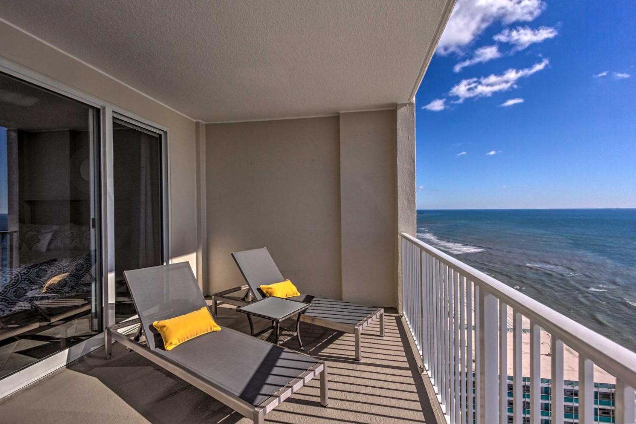 Beachfront Pcb With Ocean Views And Pool Access!