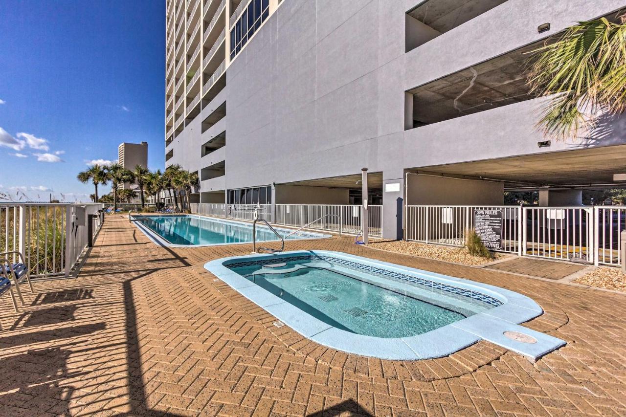 Apartment Beachfront Pcb With Ocean Views And Pool Access! *