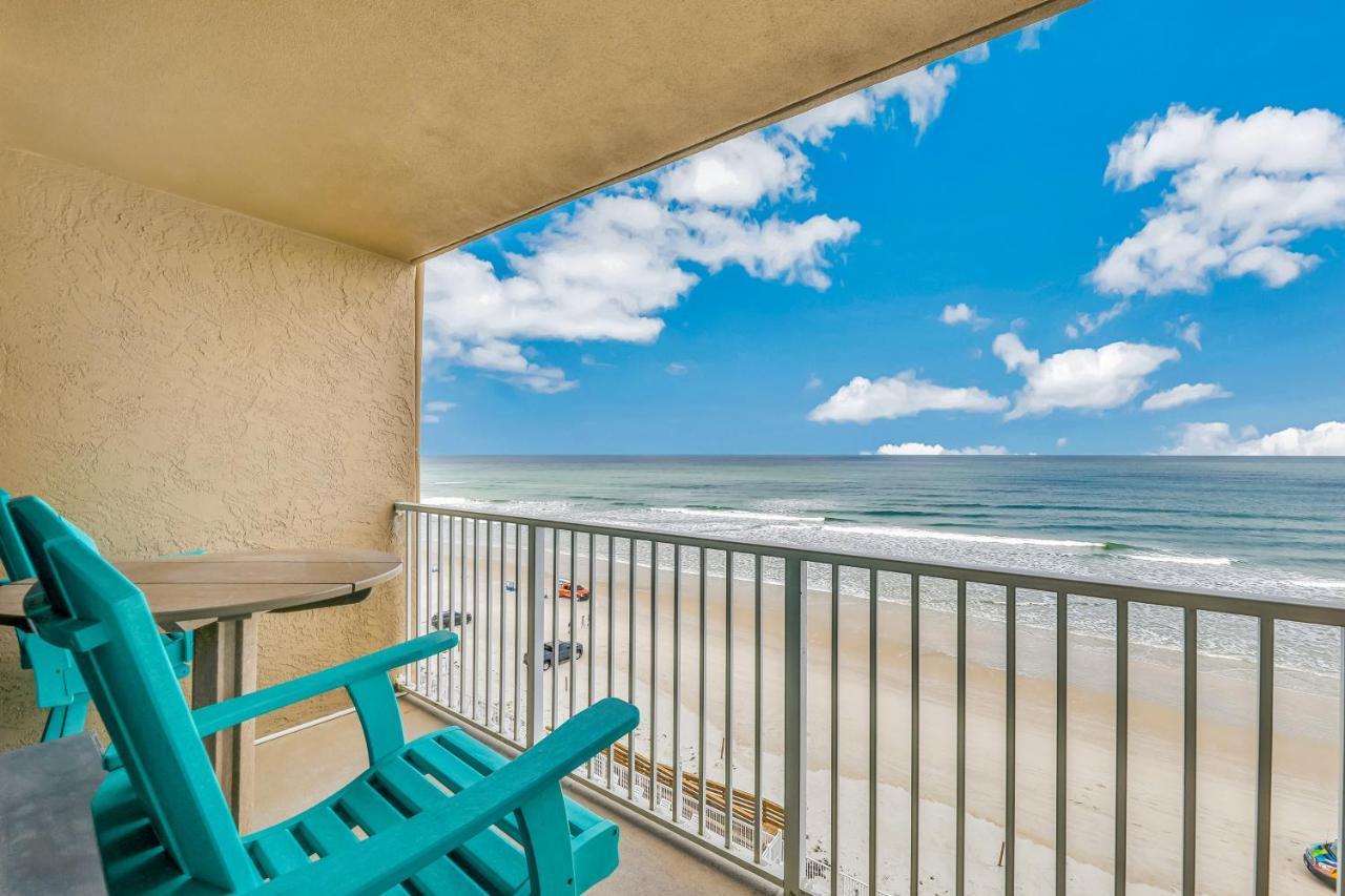 Apartment Sunshine & Oceanfront Serenity