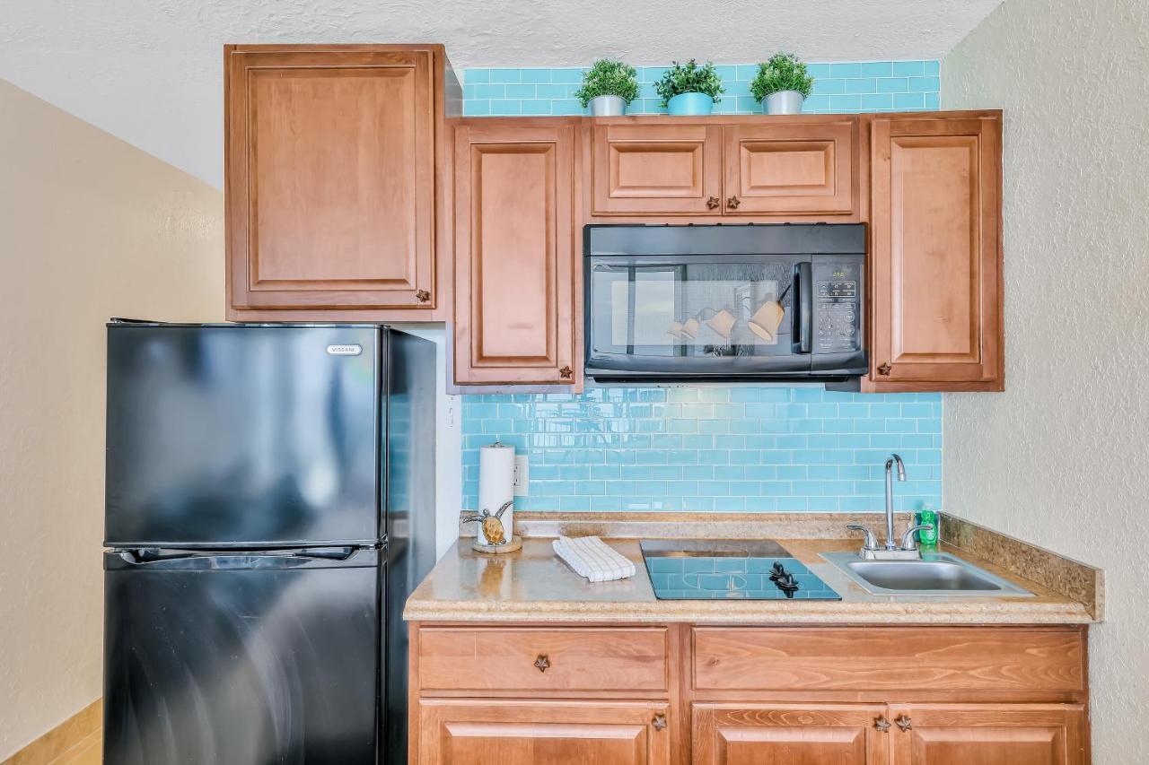Sunshine & Oceanfront Serenity Daytona Beach Shores