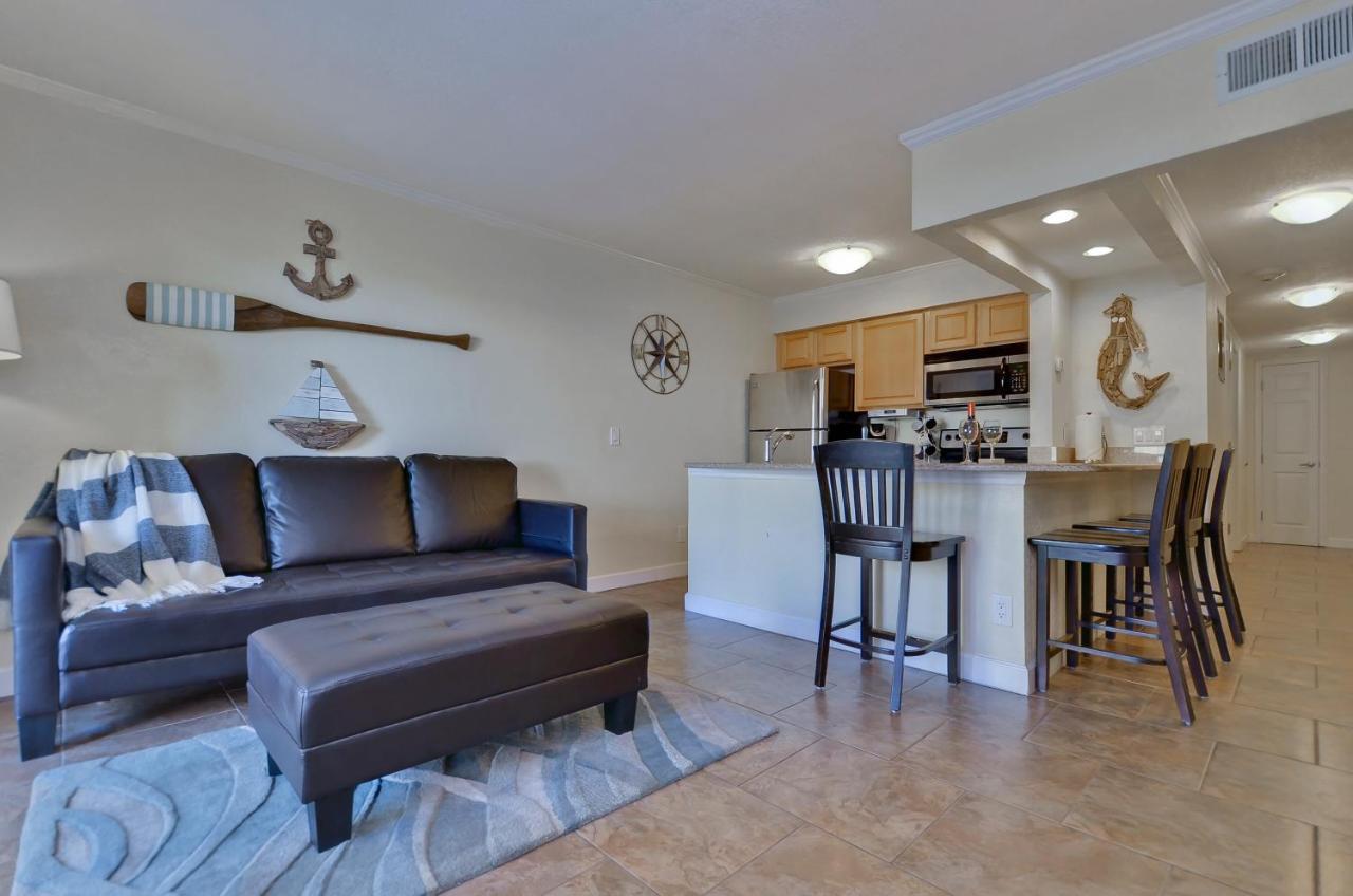 202-pool, Wifi, Close To Bucs Stadium Apartment Tampa
