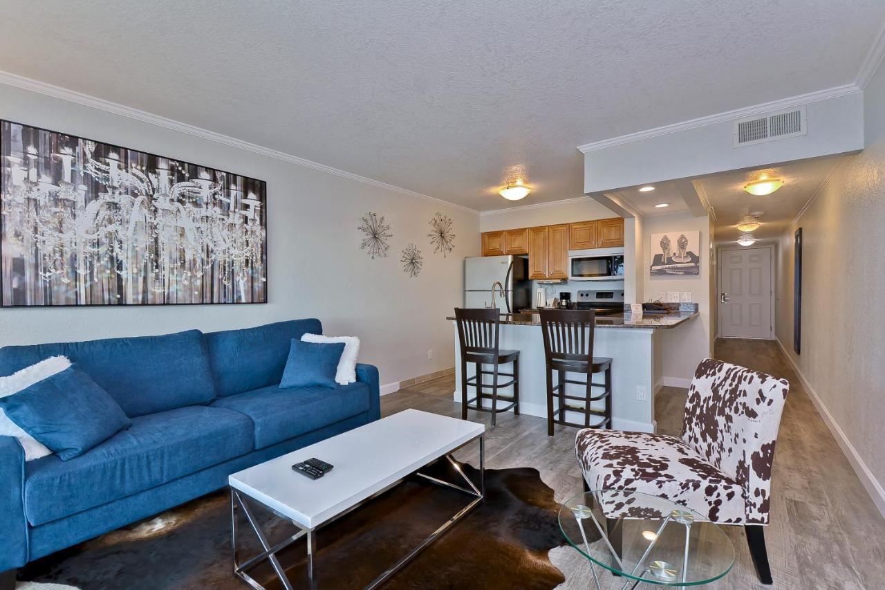 441-waterfront, Amazing Views, Wifi, Pool And Close To Bucs Stadium Apartment *