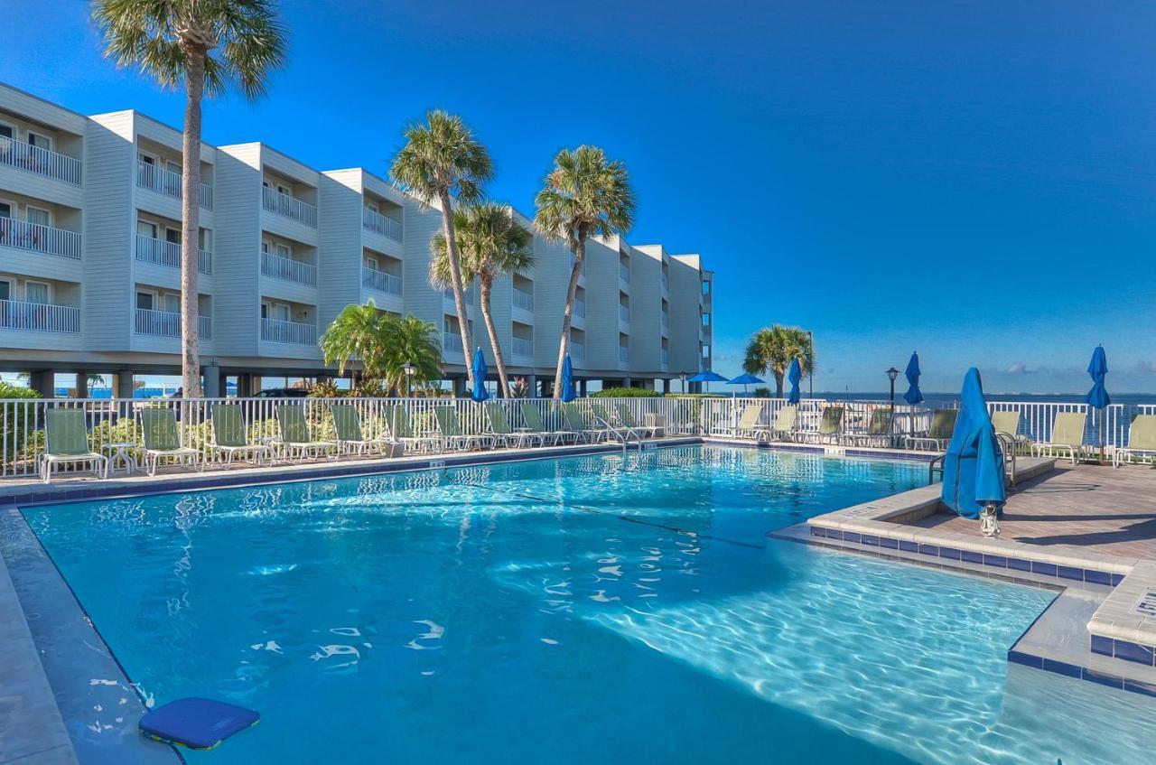 441-waterfront, Amazing Views, Wifi, Pool And Close To Bucs Stadium