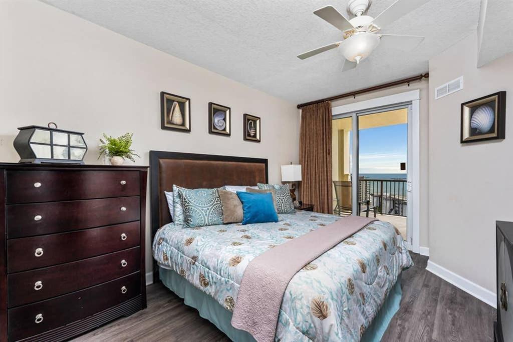 Grand Panaama With Ocean View Apartment