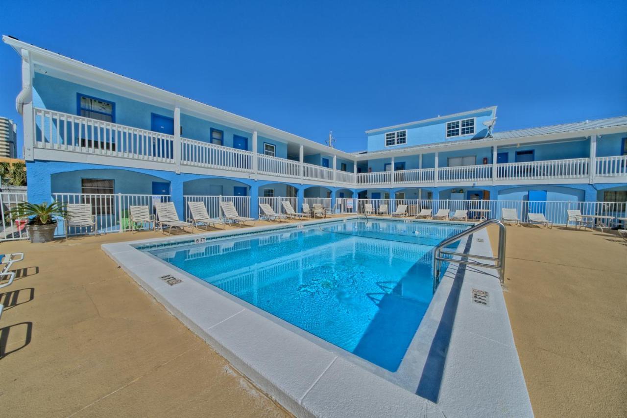 Aqua View