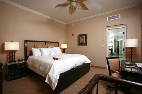 Crowne Plaza Grand Hotel 4*