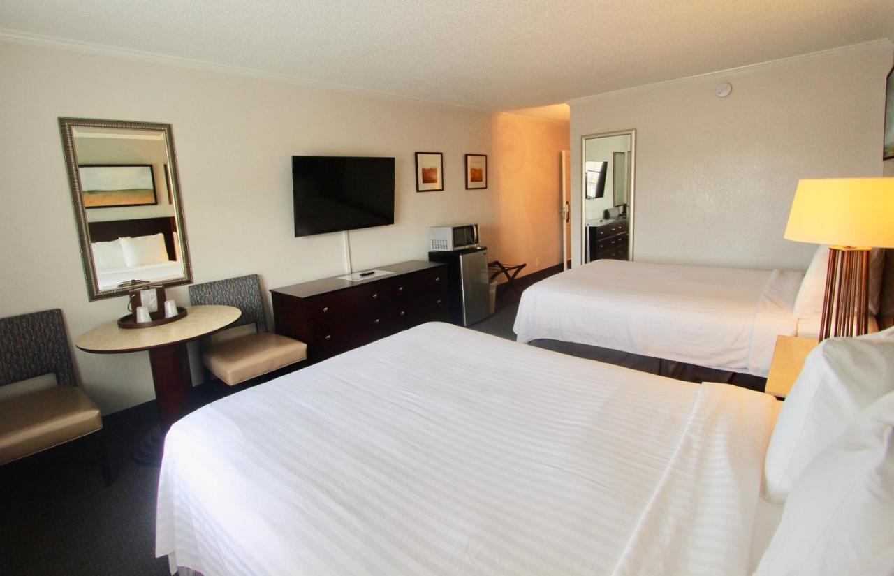 At Home Inn - Pensacola Motel