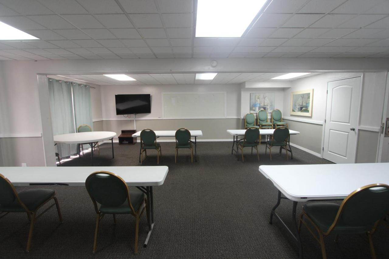At Home Inn - Pensacola Motel 2*