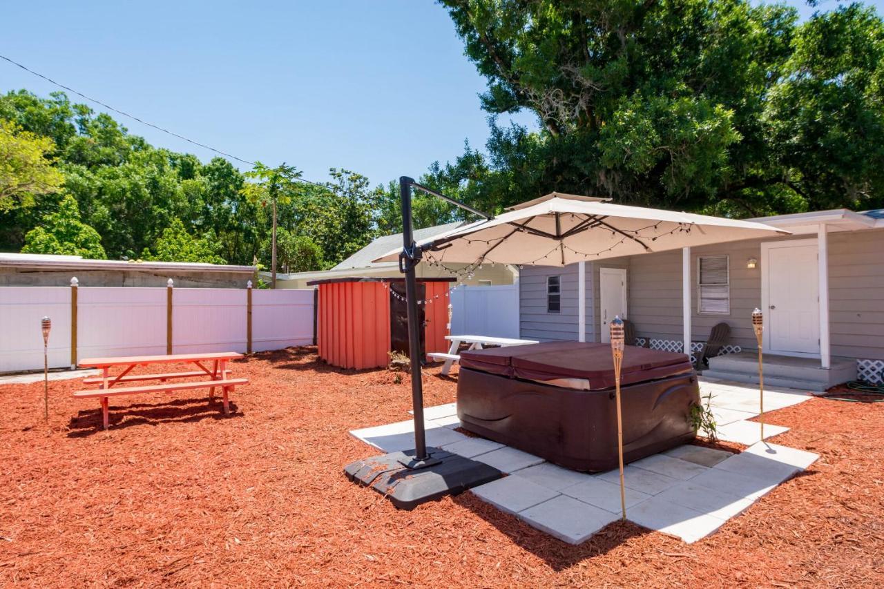 Cozy Jacuzzi Heart Of Holiday home *