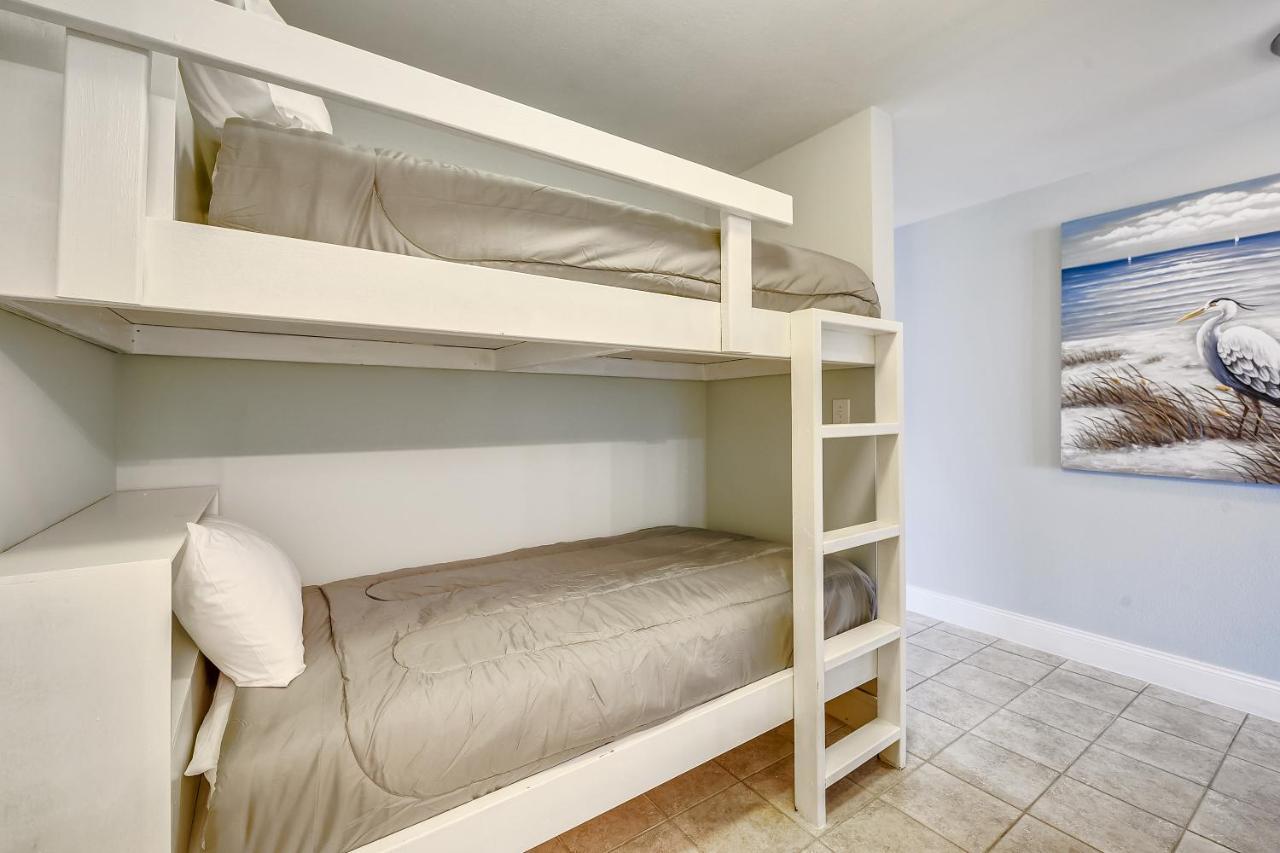 Holiday home Laketown Wharf #1117 By Book That *