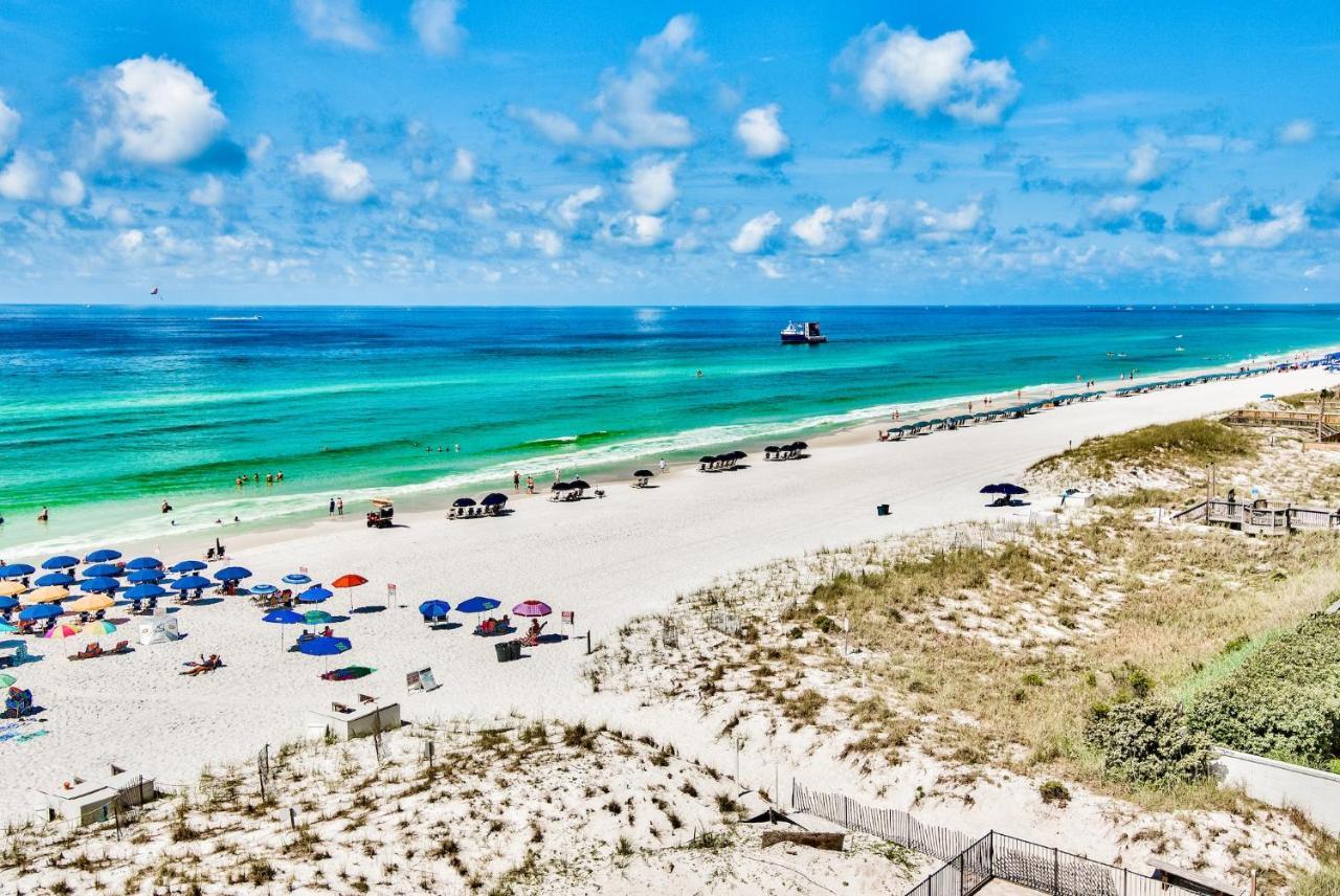 Pelican Destin