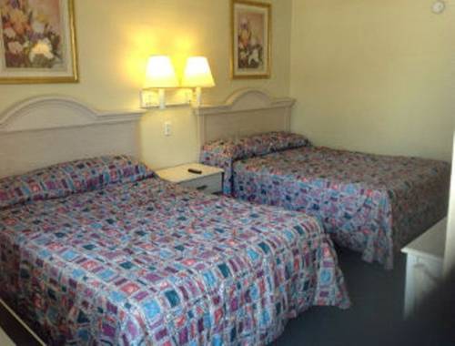 Days North Motel 2*