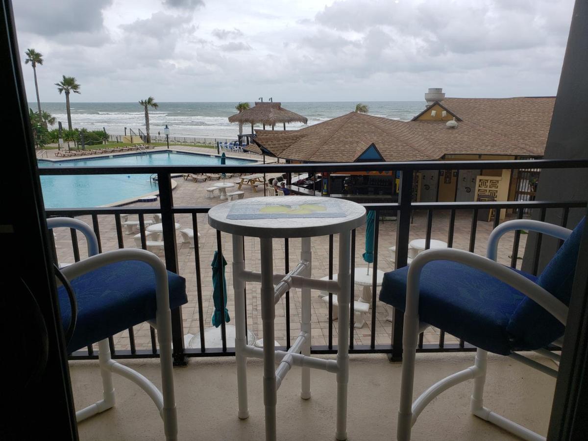 Resort Hawaiian
