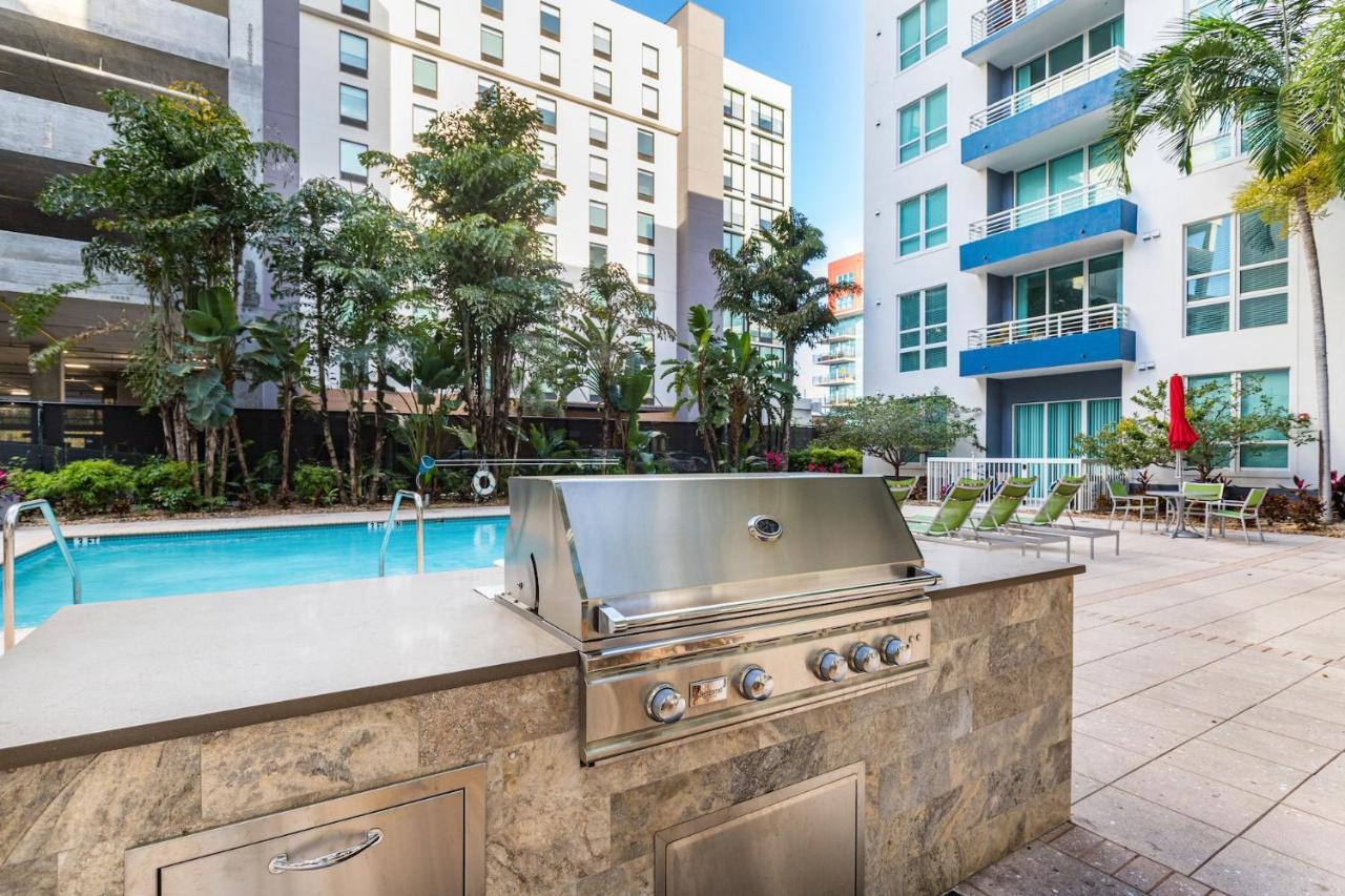 Apartment Entire Condo 2/1 Channelside Tampa 2Min To Ybor City