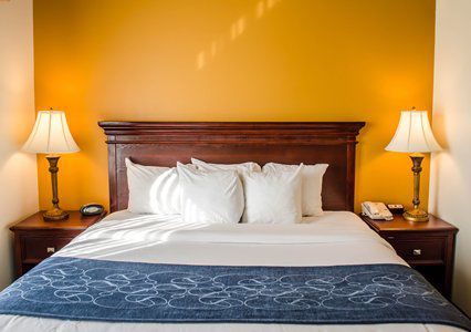 Comfort Near Eglin Air Force Base Hotel