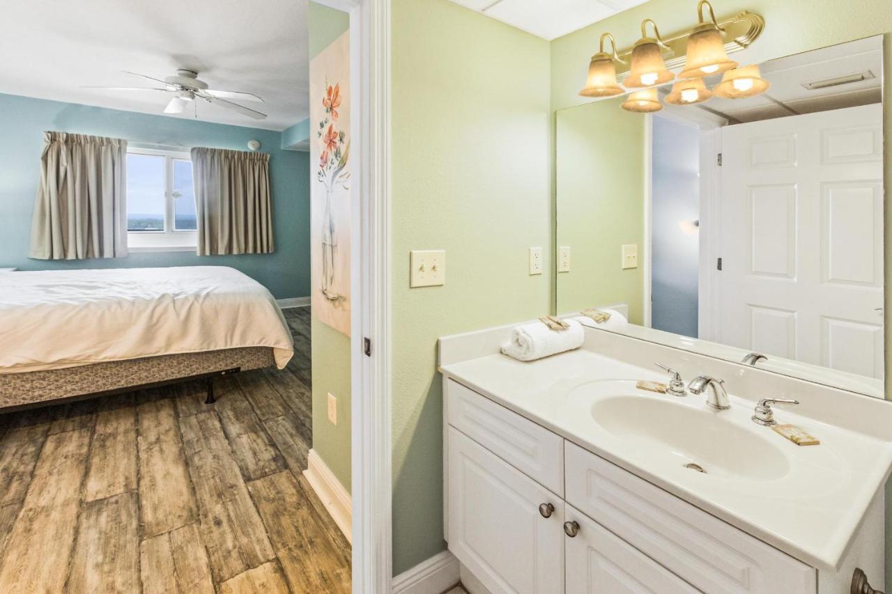 Emerald 2033 Apartment *