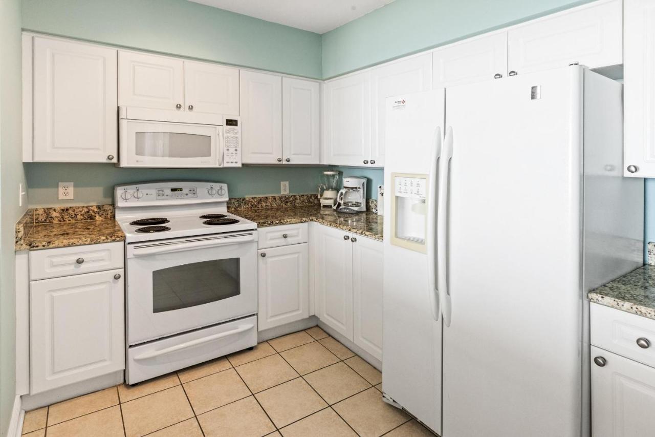 Emerald 2033 Apartment *