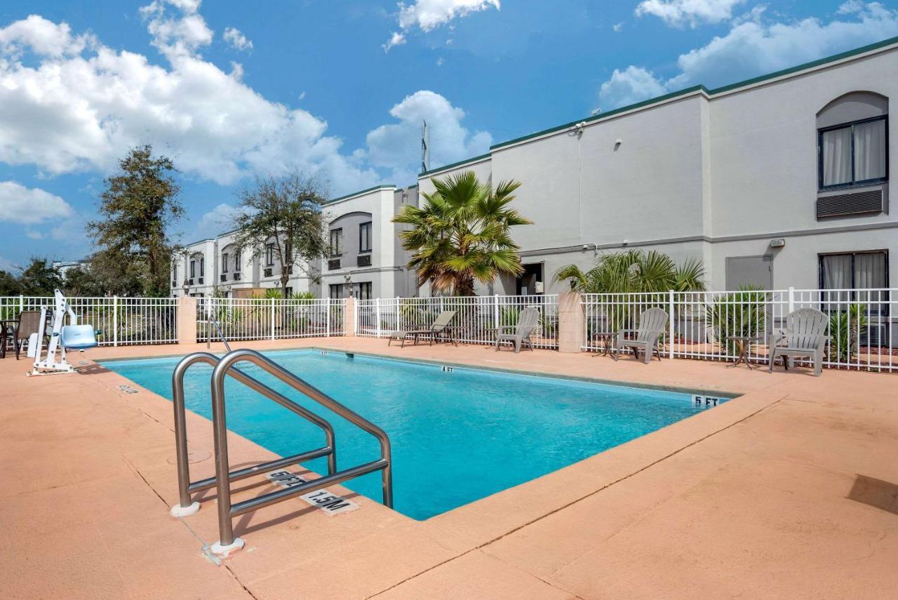 Inn Sleep Destin Near Miramar 2*