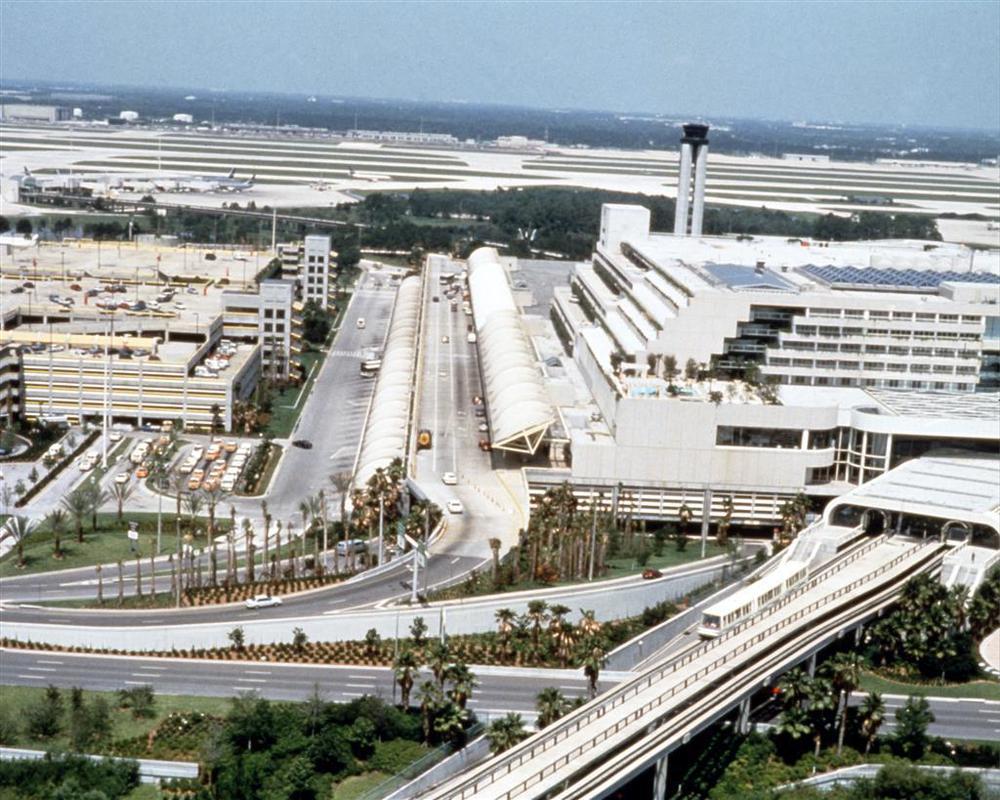 Sheraton Airport 3*