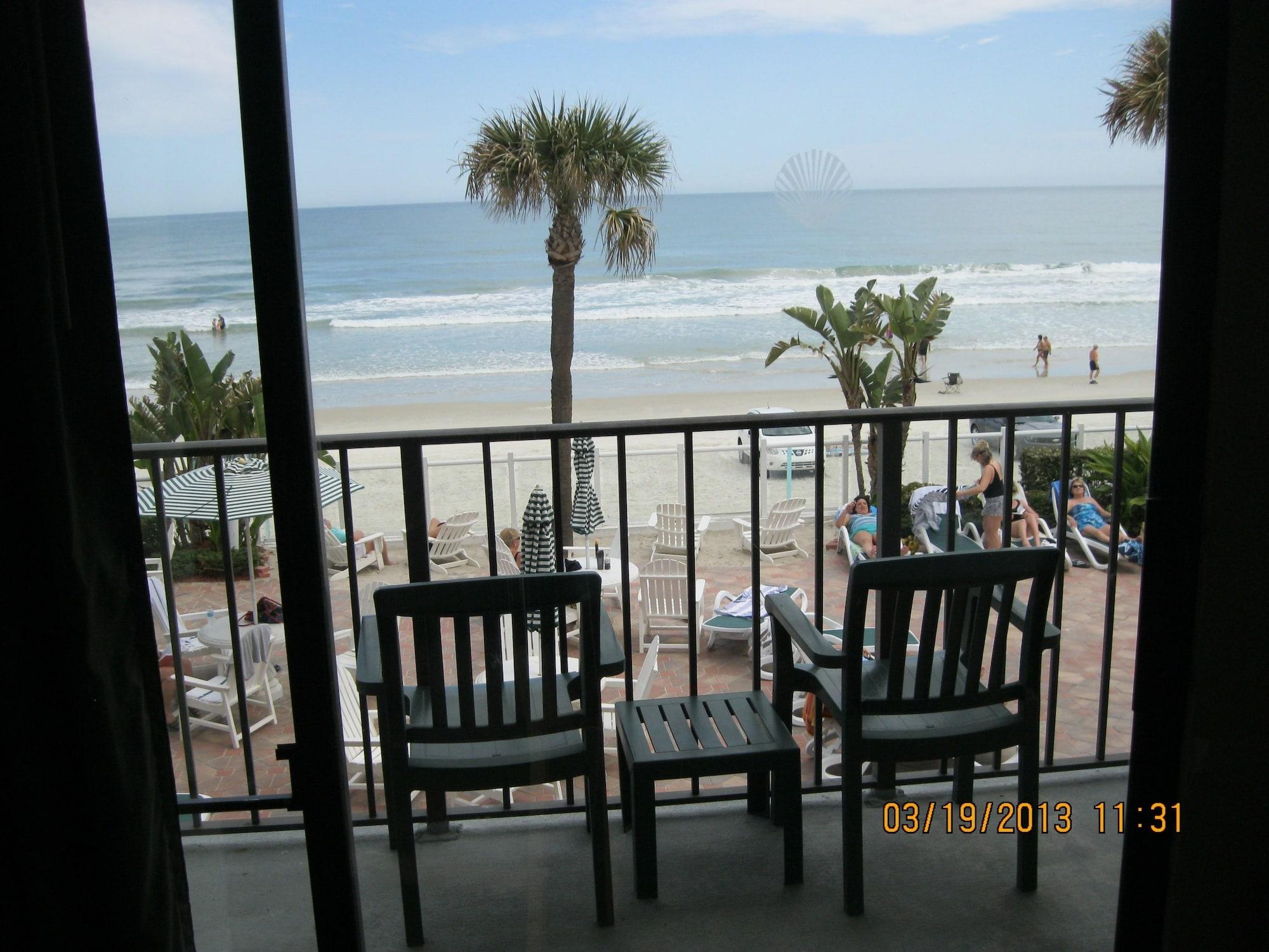 Hotel Days By Wyndham Daytona Oceanfront