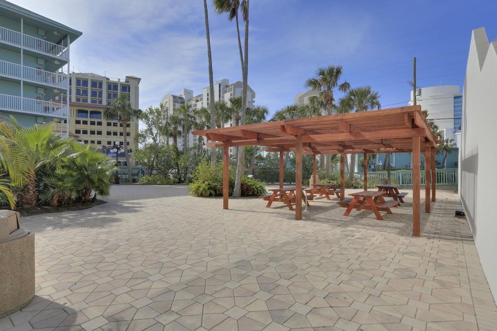 Clearwater Hotel
