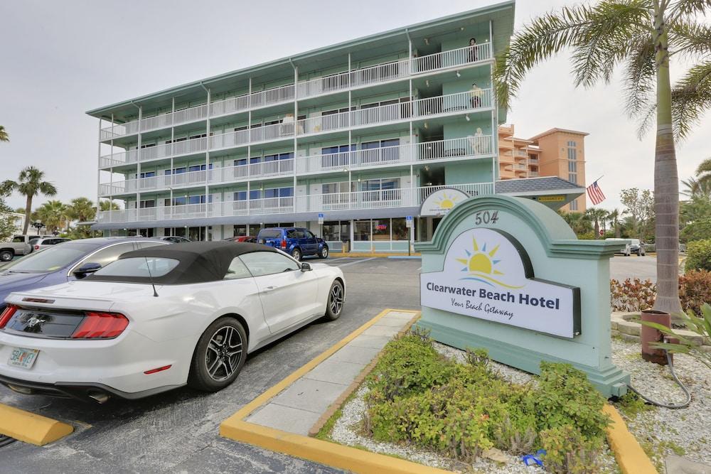 Clearwater Hotel 2*